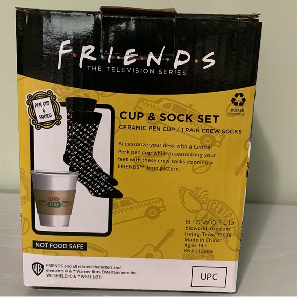 FRIENDS Cup and Mug Set NEW - Picture 4 of 9